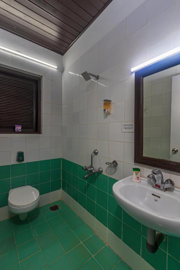 Saffronstays Blue Flag House, A 3-Bdr Beachfront Villa In Hejamady マンガロール エクステリア 写真